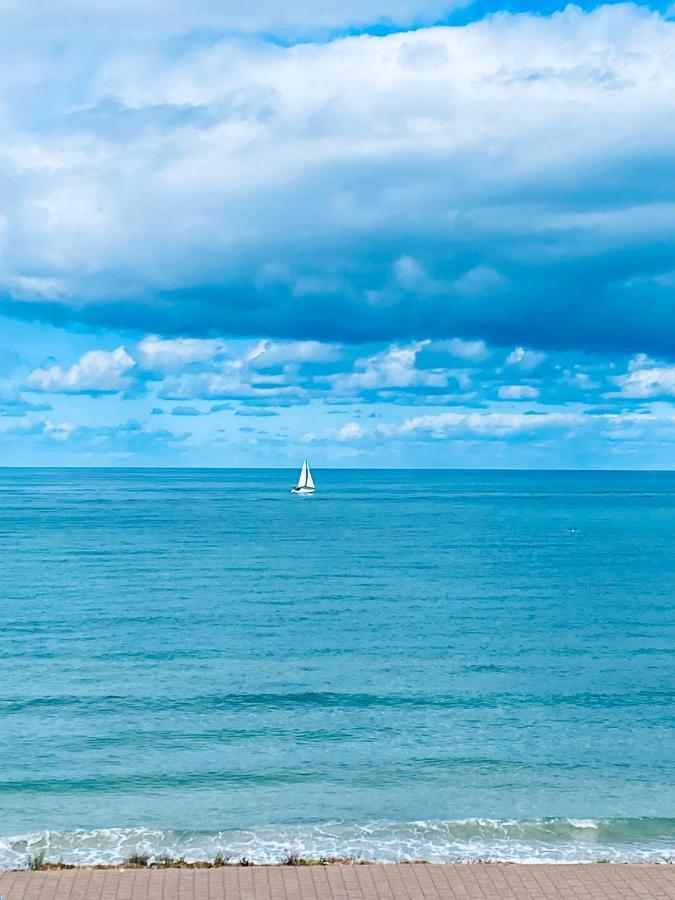 Horizon 235 Lägenhet Glenelg Exteriör bild